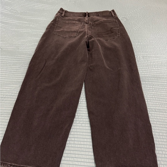 AE Strigid Low-Rise Baggy Barrel Jean
Washed Black 
Size 8 Short - Picture 2 of 5